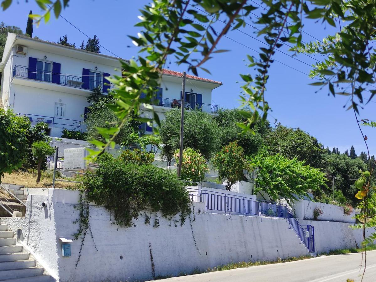 Blue And White Apartments 1 เวนิทเซส ภายนอก รูปภาพ